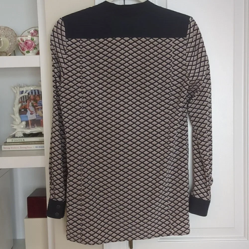 Tory Burch Silk Tunic in Navy/Beige Geo